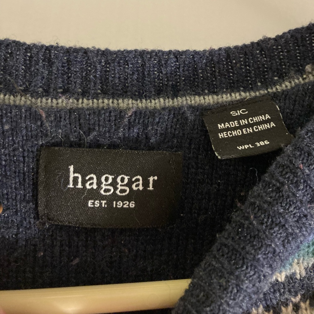 Cozy Patterned Sweater - Picture 4 of 4
